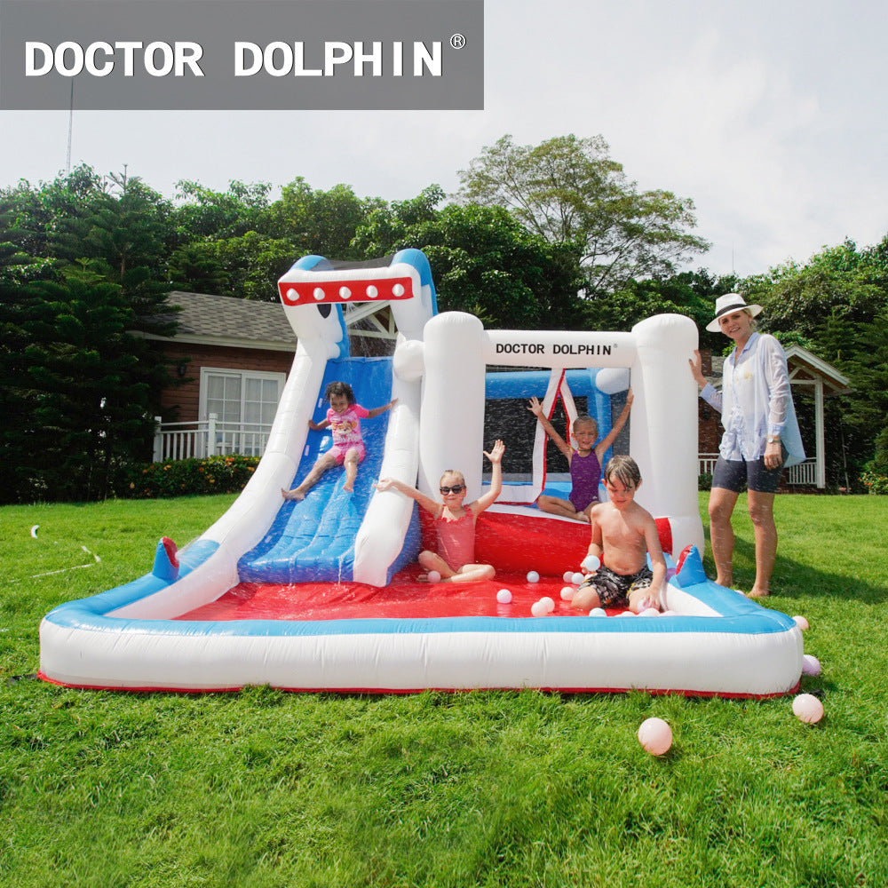 Household children's inflatable castle, children's outdoor water jet castle, water jet slide inflatable slide pool inflatable castle